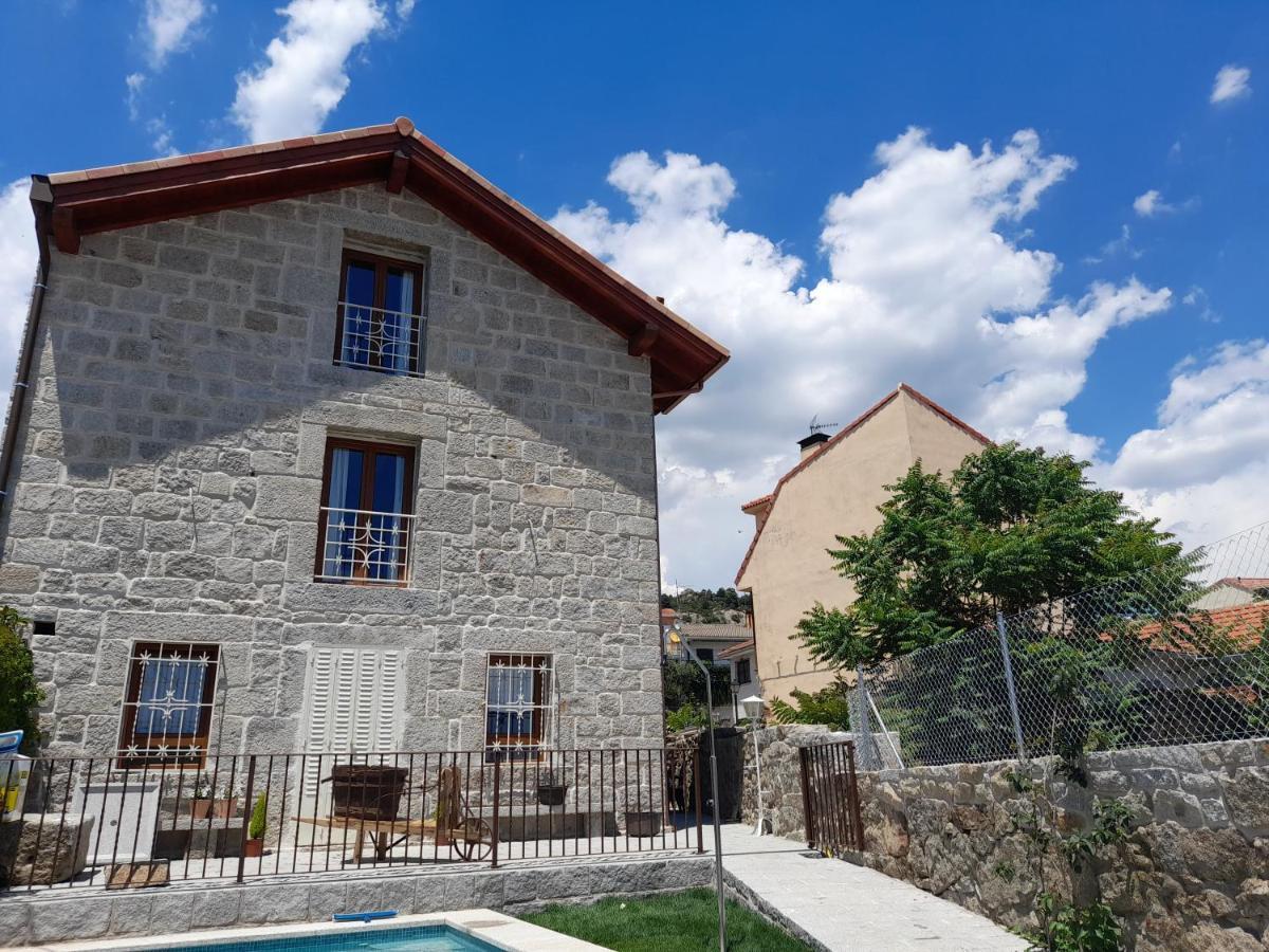 Casa Rural Del Tio Maino Becerril de la Sierra Zewnętrze zdjęcie